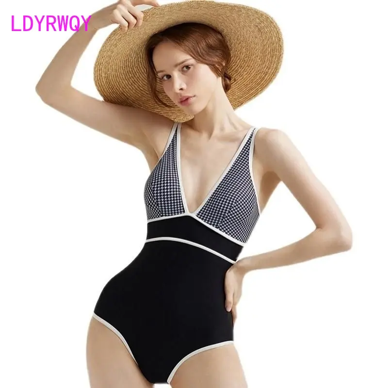 Deep V simple bikini swimsuit black and white small chest slim one-piece sleeveless bikini