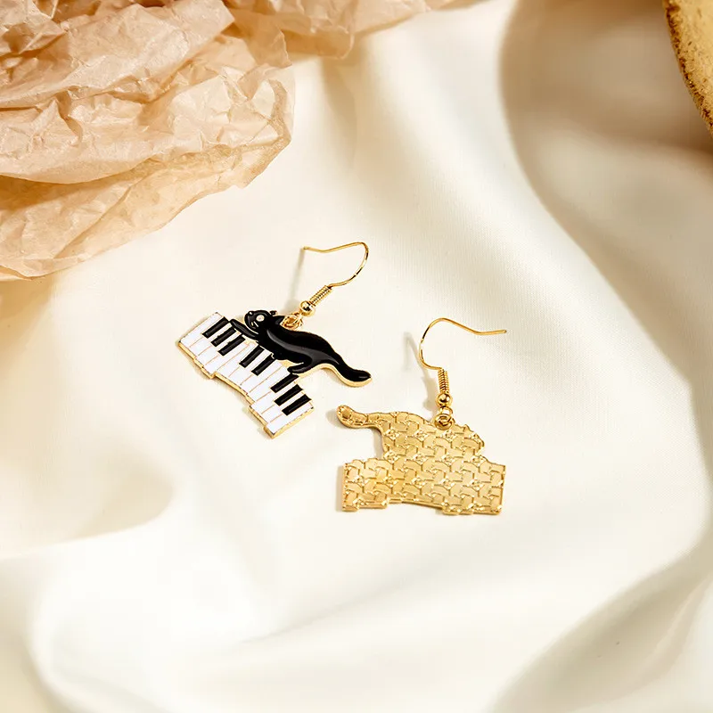 Cute Black Cat Music Piano Pendant Earring Fashion Retro Personality Kitty Dangle Ear Jewelry Party Gifts For Women Girls