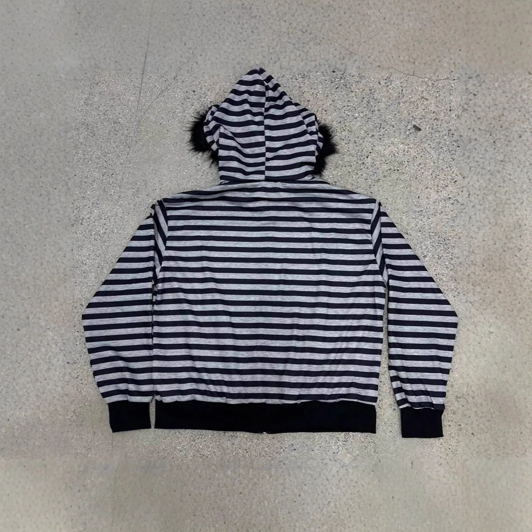 秋と冬のアメリカンストリートファッションカジュアルクラシックストライプルーズで暖かいファーカラーカーディガンジッパーフード付きセーター女性