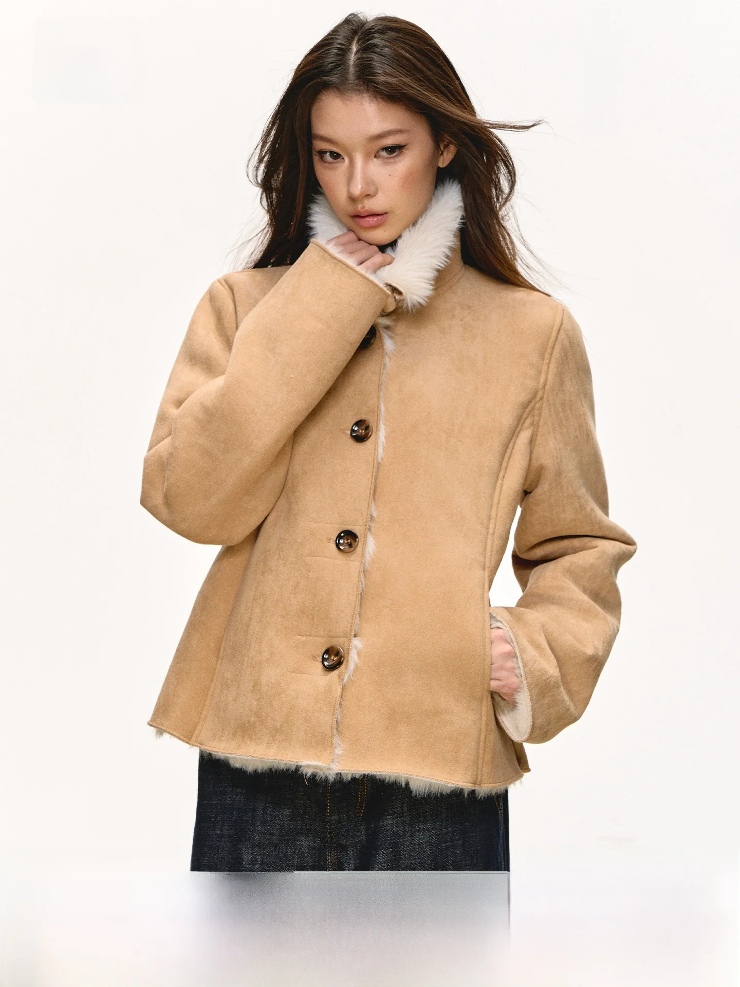 

Anna Aneae Women's Short Fur Coat Spring Autumn Kaki Color Warmth Collar Integrated Leather And Fur Short Style Casual Style