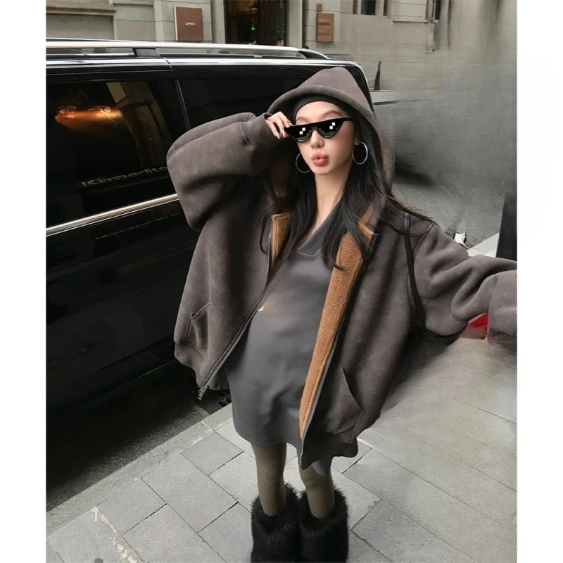A Casual, Comfortable, Beautiful, Fashionable, Gentle and Elegant, Loose Hooded Coat Made of Fur in Winter