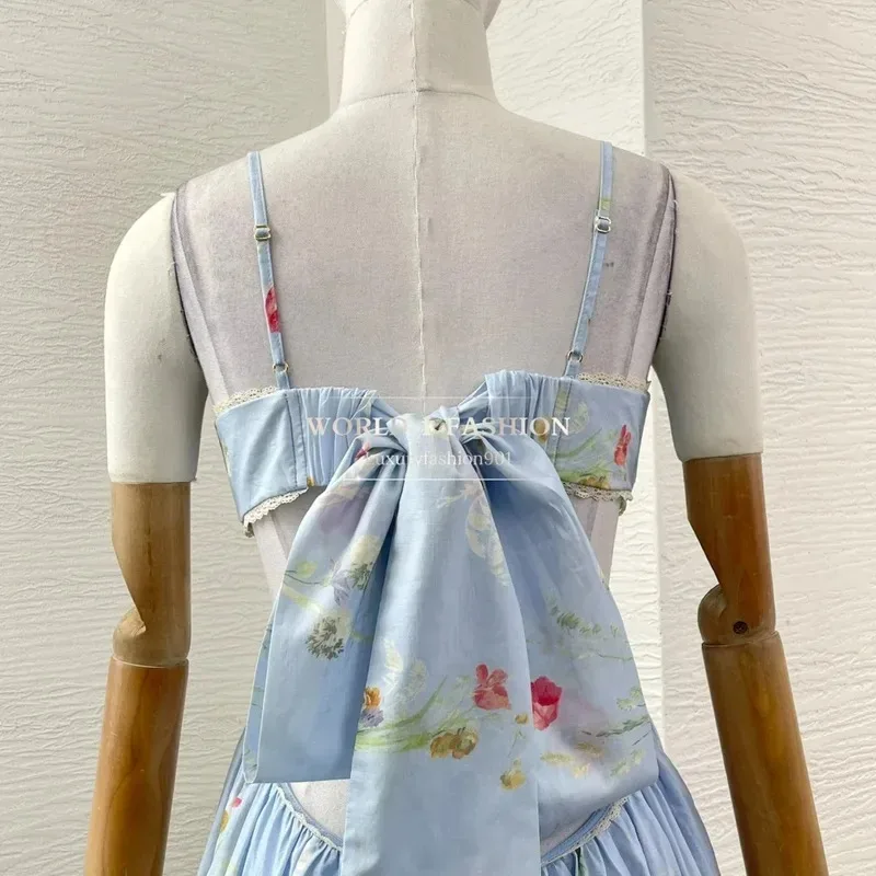 Bawełniana Sukienka Midi Damska Bez Rękawów na Ramiączkach Spaghetti z Wycięciami, Elegancki Kwiatowy Wzór, Niebieska, Wysoka Jakość, Lato 2025