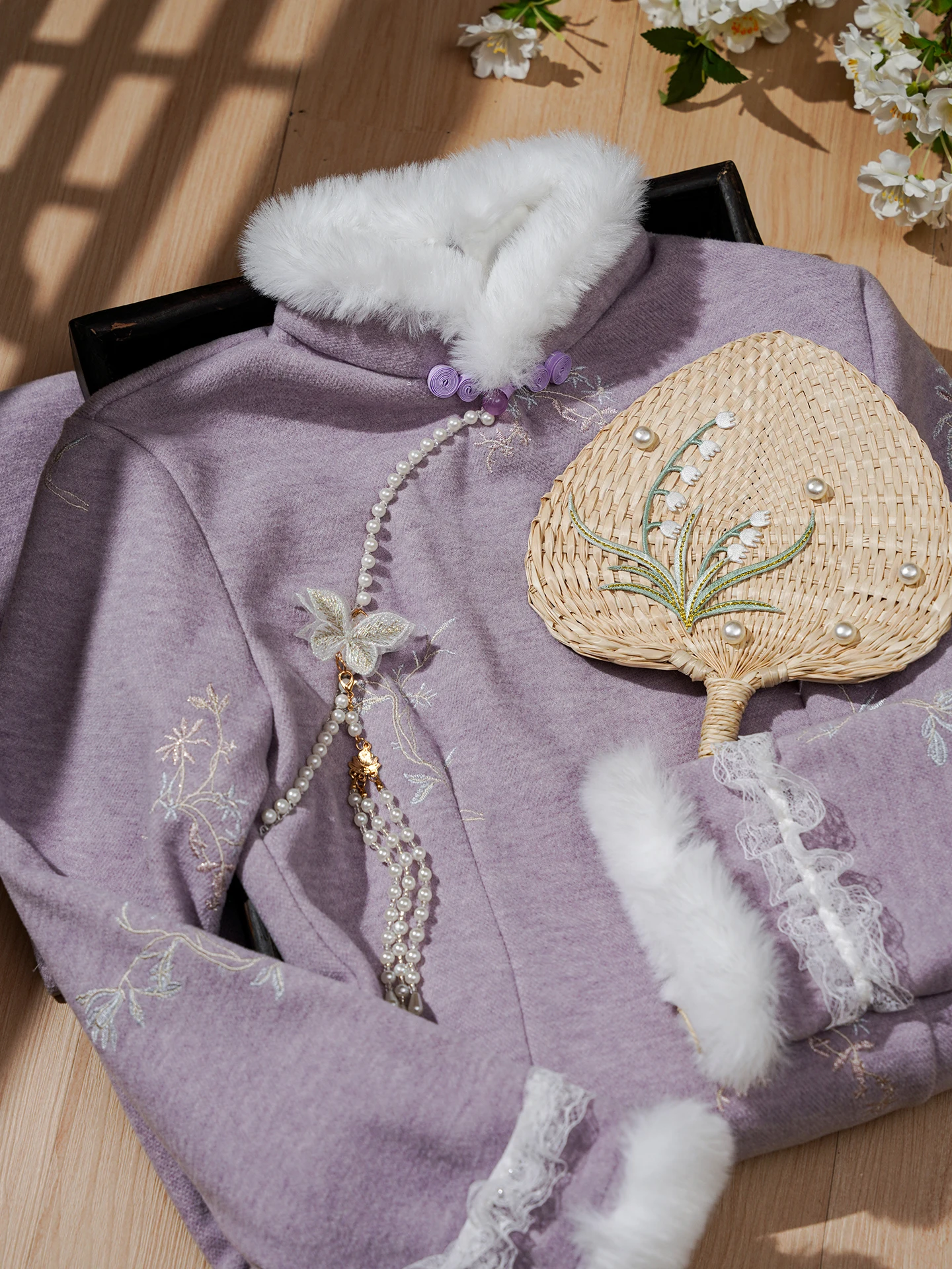 

Новое женское зимнее платье-ципао в стиле Цзяннань с длинными рукавами, теплым меховым воротником, традиционное китайское ретро-платье