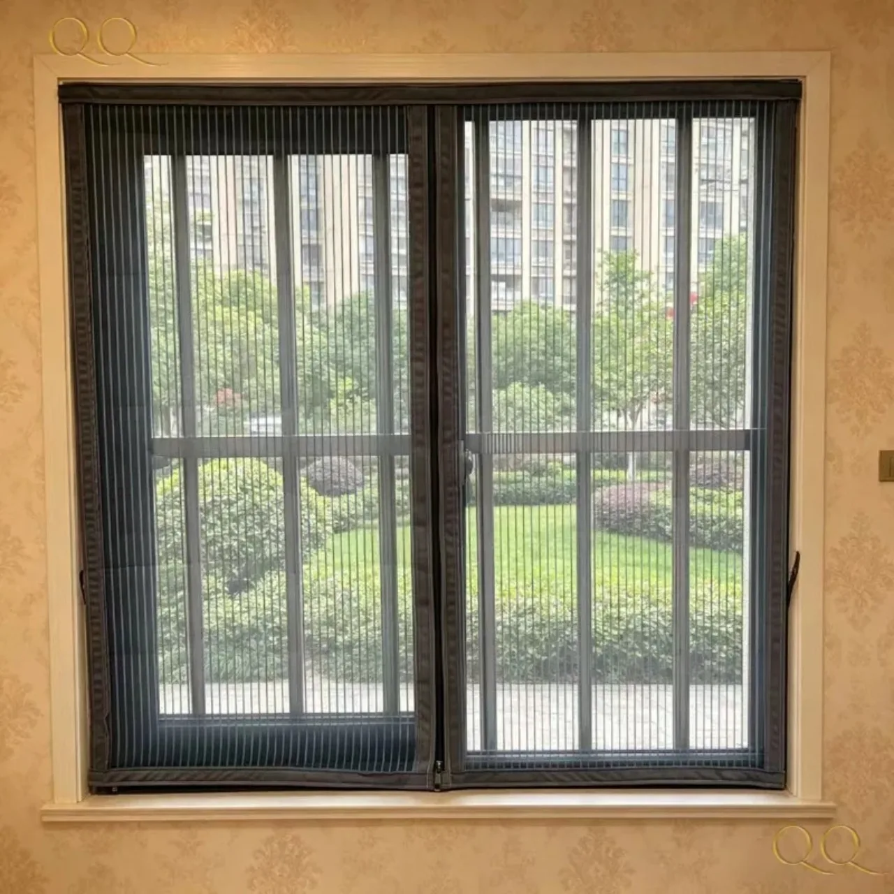 Easy To Install Mosquito and Dust Resistant Gray Diamond Mesh Window, Suitable for Family Summer Use, Customizable in Any Size