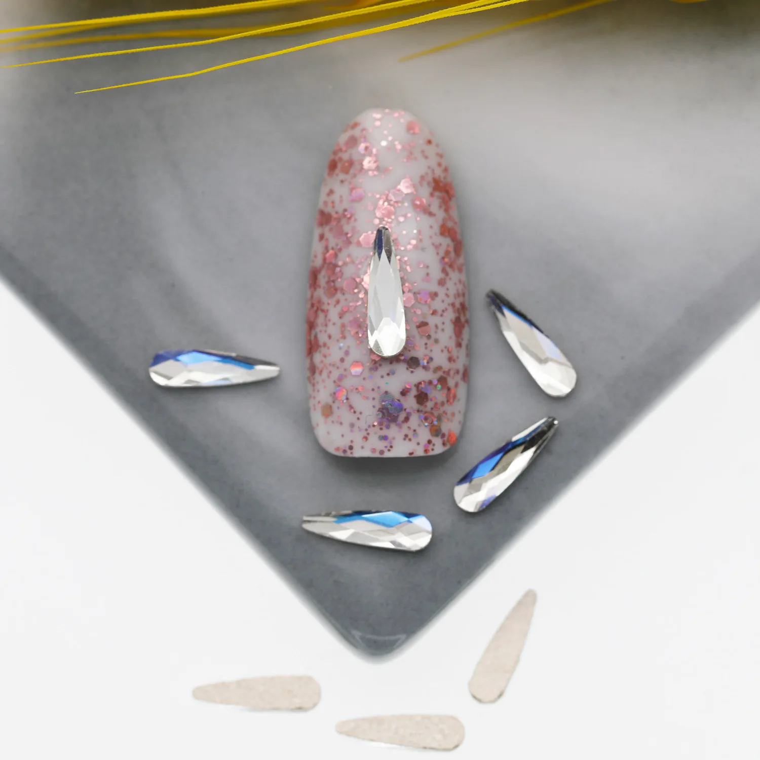 Commercio all'ingrosso moonlight multi style Flat Back Nail strass cristalli a forma speciale Art Stones decorazione personalizzata 3D