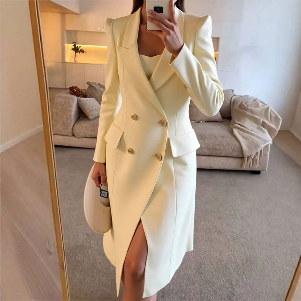 

Зимнее повседневное женское пальто с декоративными элементами, удобная верхняя одежда для холодной погоды