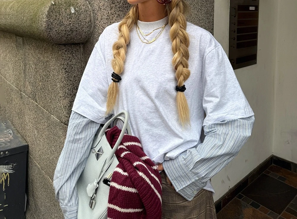 

2025 Autumn New Women's Color-blocking Long-sleeved Loose Splicing Shirt Sleeve Knitted Base Shirt Women's T-shirt