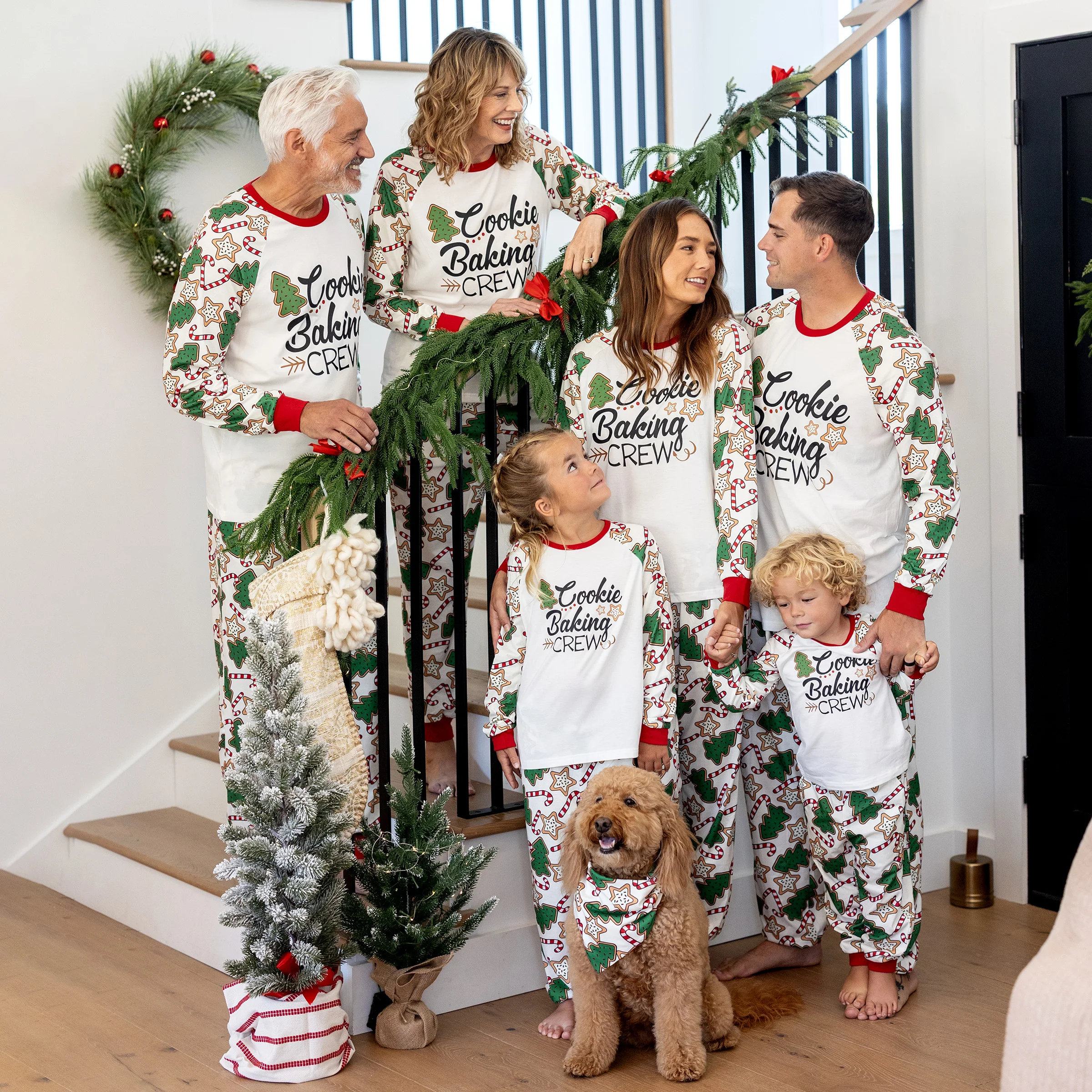 

PatPat Christmas Matching Family Pajamas Set Christmas Tree Print Red and Apricot PJS with Christmas Socks