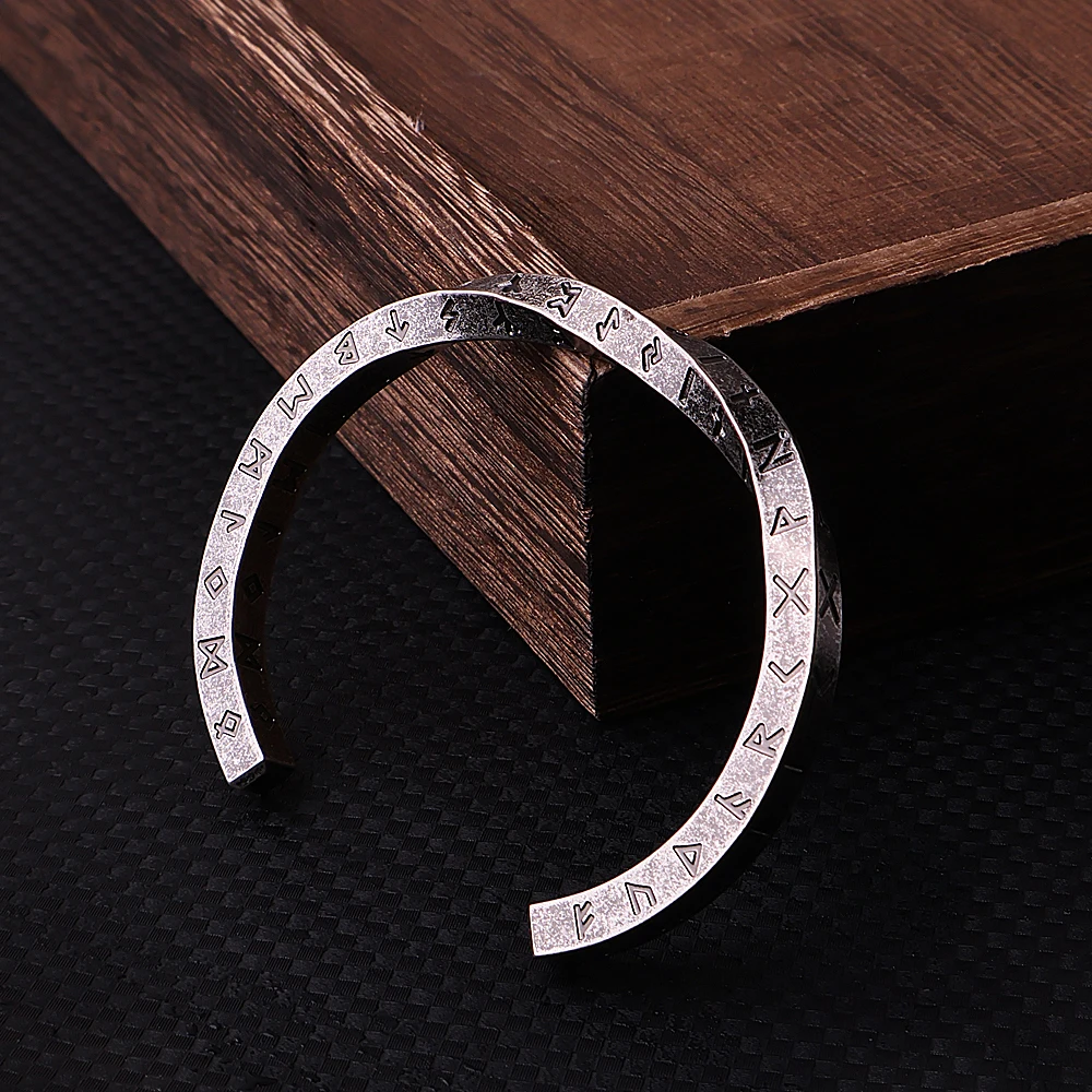 New Vintage Nordic Viking Rune Bracelet Men\'s Fashion Punk Creative Spiral Stainless Steel Viking Bracelet Jewelry Dropshipping