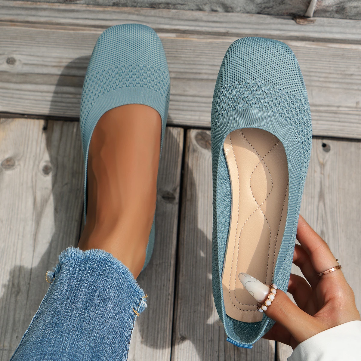 

New Style Luxury Shoes of Women Fashion Knitted Mesh Breathable Ladies Loafers Comfort Square Toe Casual Flats Zapatos De Mujer