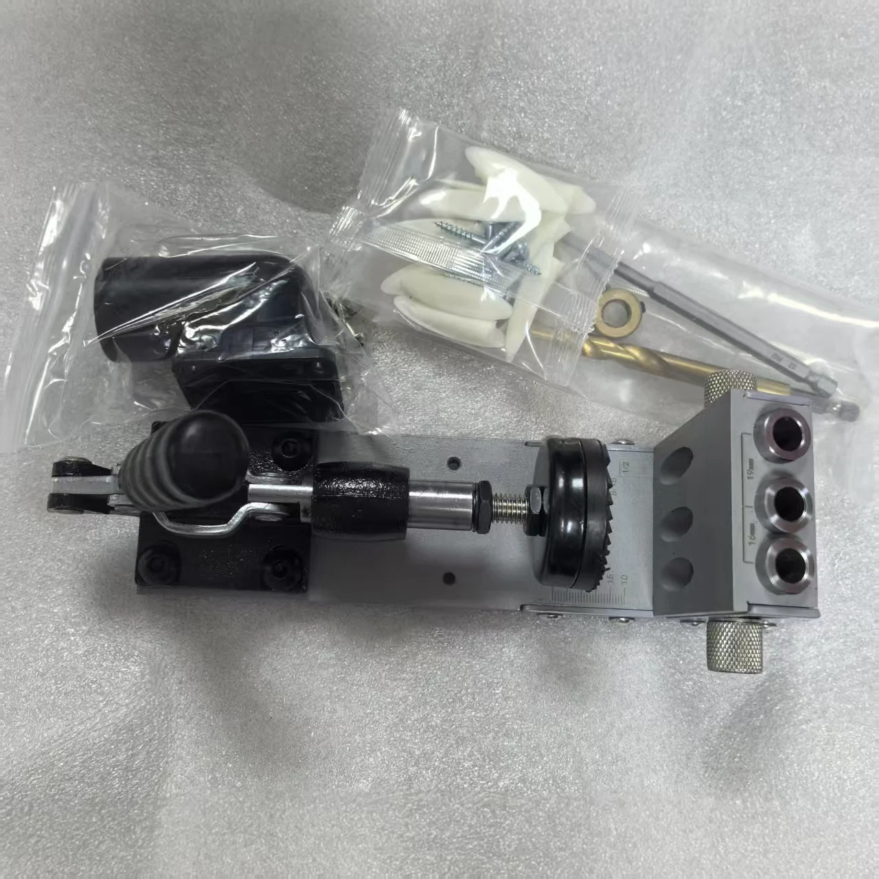 

15° Angled Pocket Hole Jig Kit, Dust Collection Drill Guide Woodworking Tool for Wood Joints