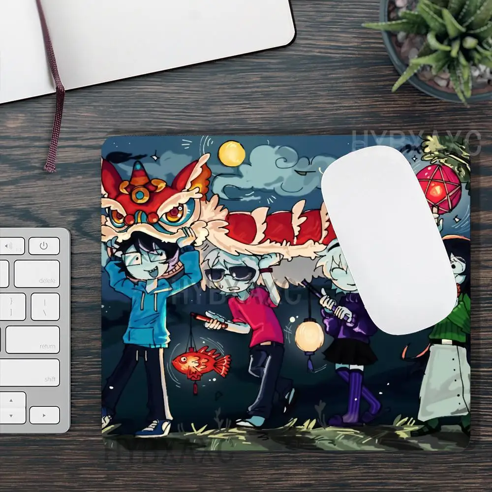 HYBXAXC Character Gamzees Makaras Small Mouse Pad Desk Pad Desktop Computer Keyboard Wireless Mouse Boy Girl Gift for Play games