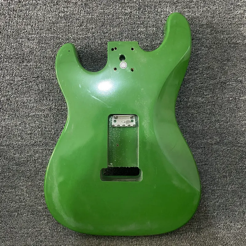 DB895 Strato Model Green Color ST Guitar Body SSS Pickups in Solid Wood Right Hand DIY Guitar Parts and Accessories