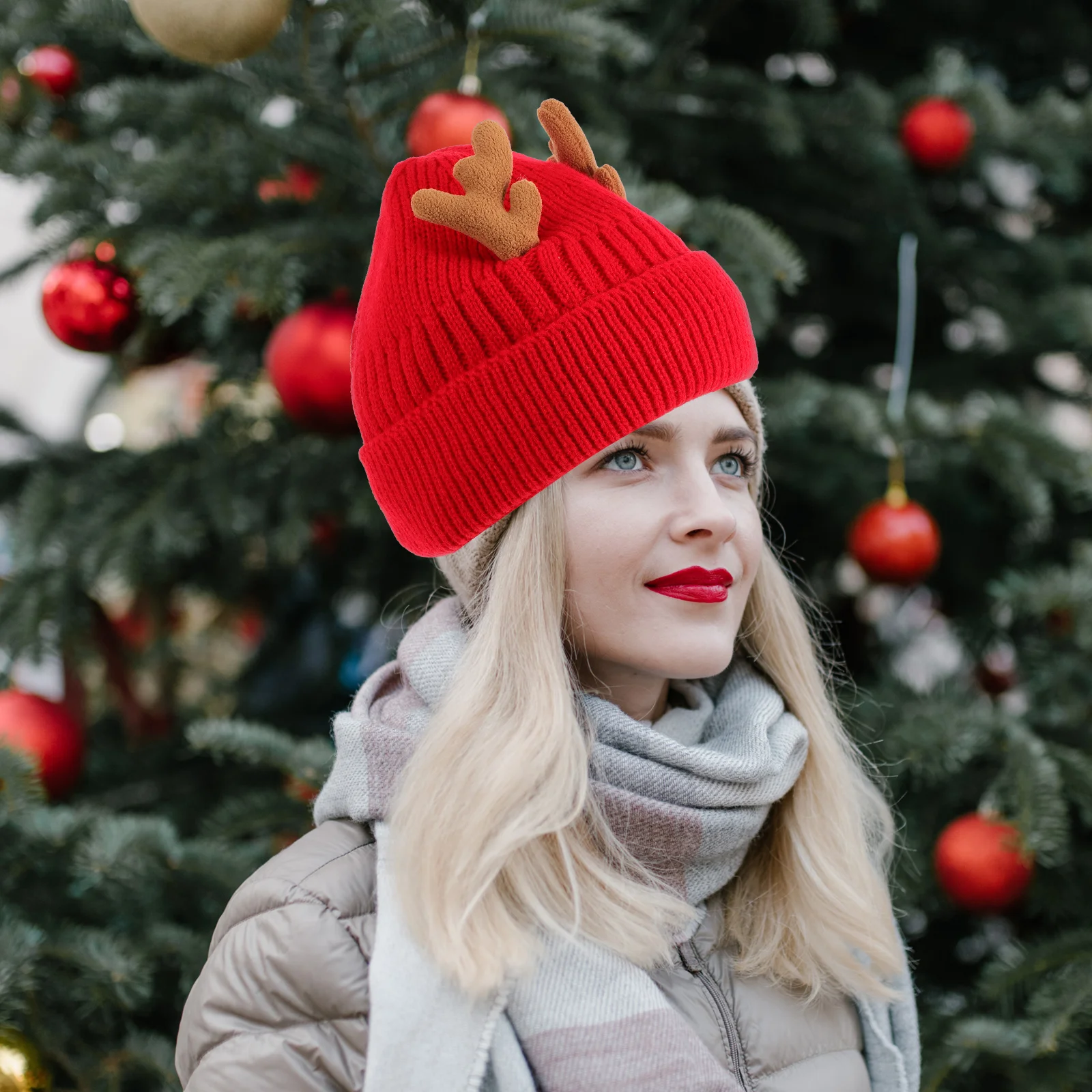 

1pc Christmas Antlers Hat Christmas Cap Winter Ear Lining Knit Cap Lightweight Headwear Outdoor Indoor Gift Accessory