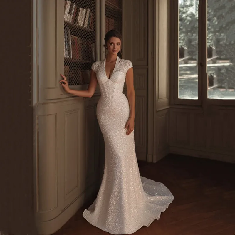 

Luxury Ivory Shiny Beading Mermaid Wedding Dress Sexy V-Neck Sleeveless Prom Dress Pleat Pearls Sequined Court Train Customized