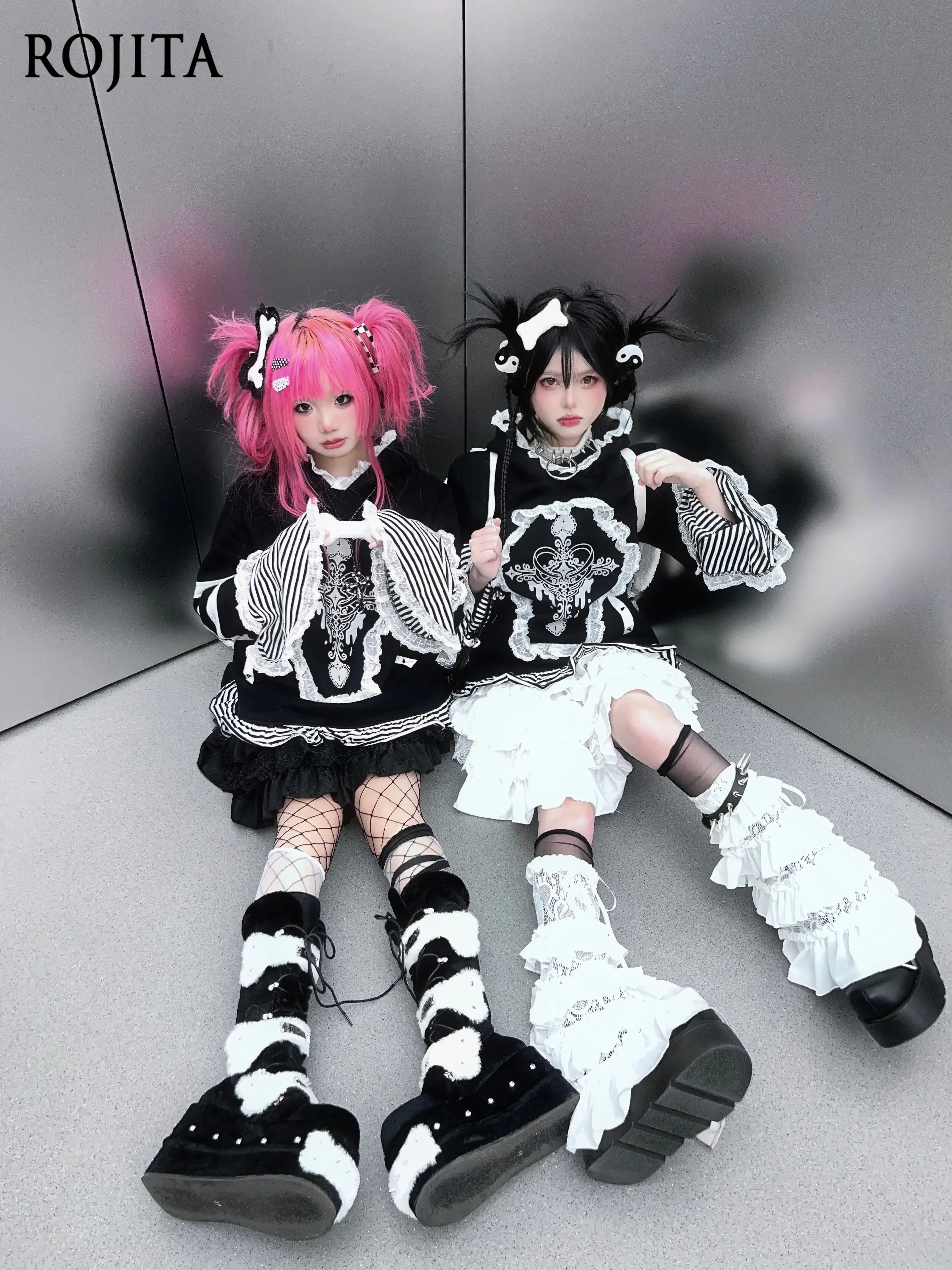 

Oversized Hoodie Women Subculture Rabbit Ear Straps Mine Hoodies Hot Girl Cute Lace Striped Splicing Color Horn Sleeve Coats