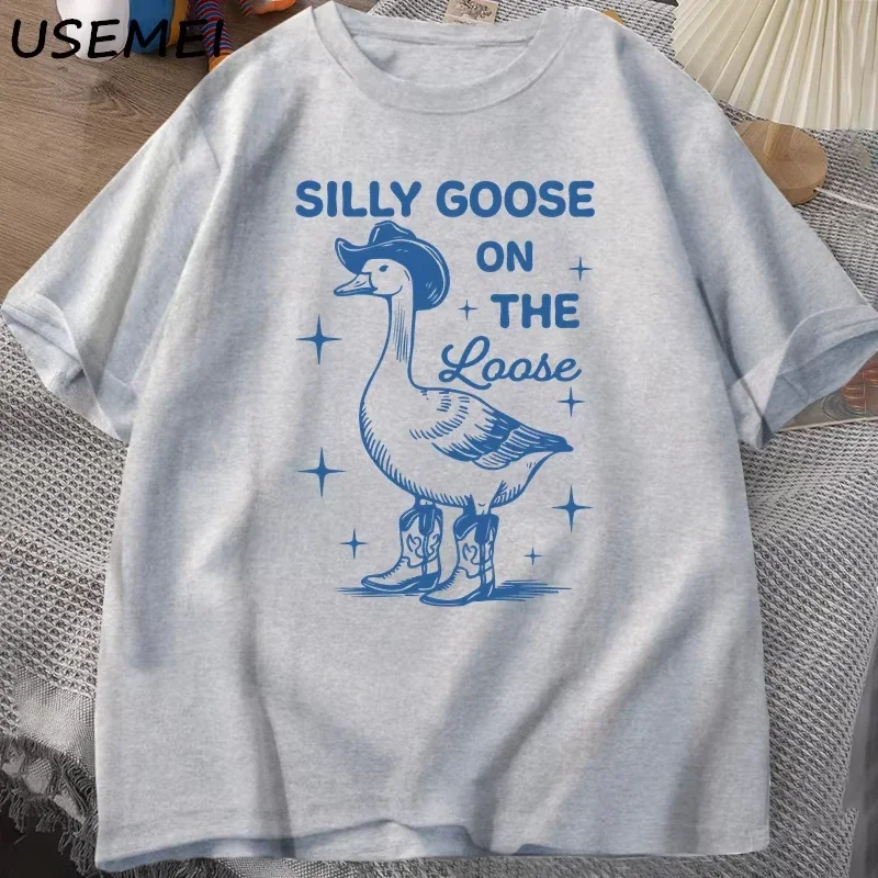 

Silly Goose on The Loose T Shirts for Men Women Funny Cowgirl Western Tee Shirt 90s Fashion Round Neck Graphic T-shirt Clothes