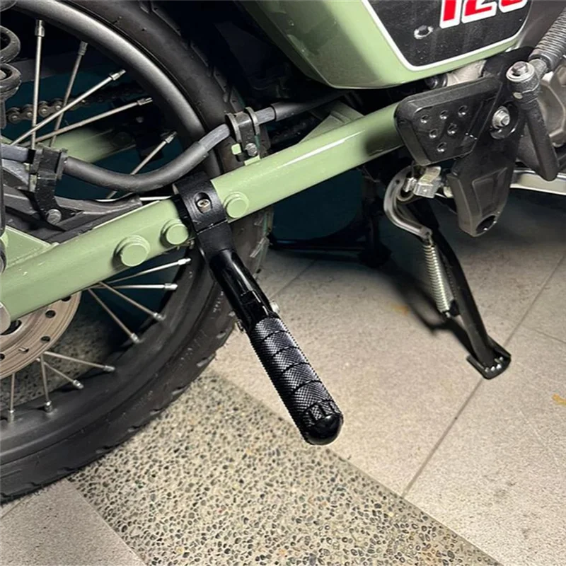 

Motorcycle Accessories Rear Passenger Footrest Foot Pegs For MONKEY 125 CT125 2020-2022