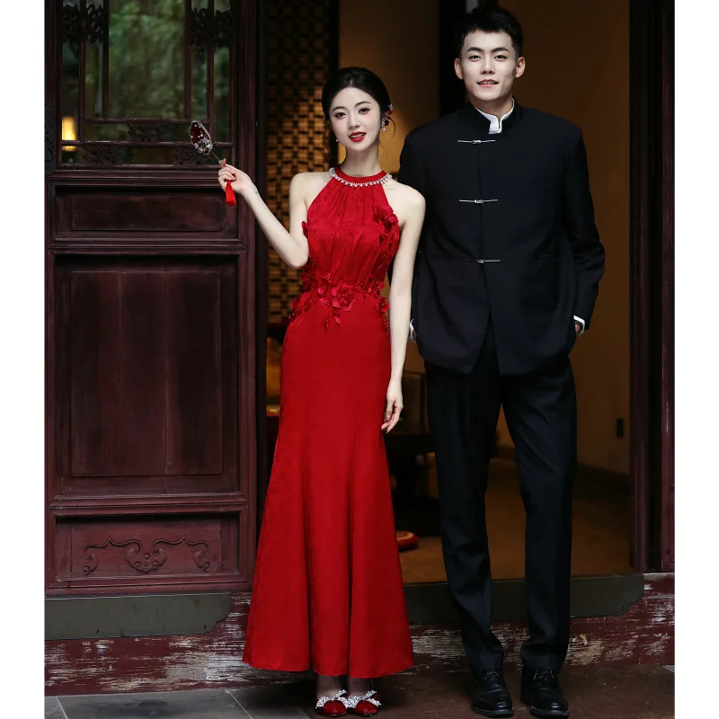Simple Red Evening Dress for Women New 2025 Winter Slim Fit Neck Hanging Wedding Dress Perfect for Engagement And Drinks