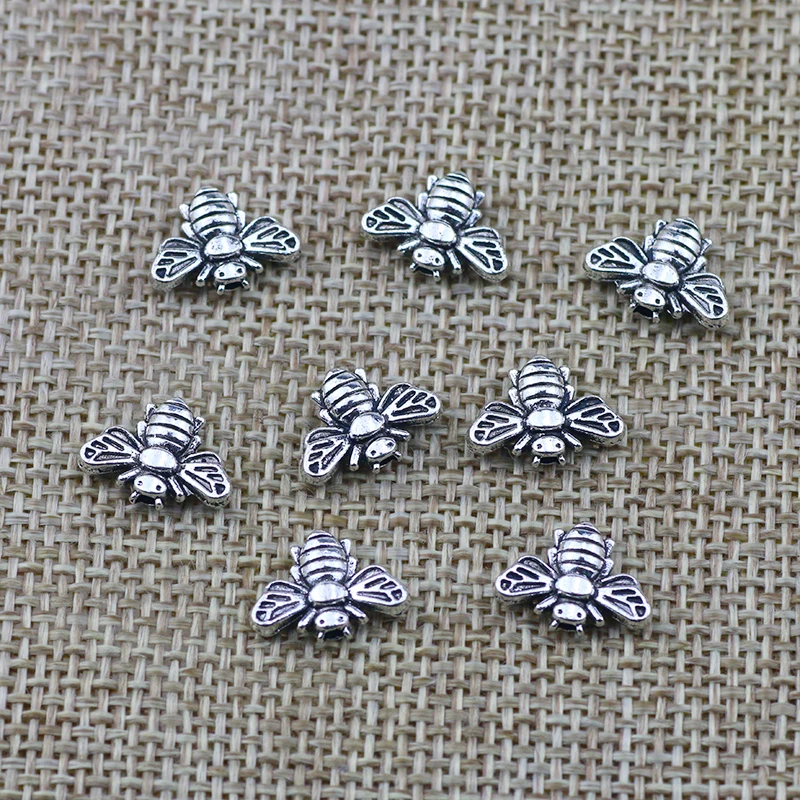 20piece  Lovely Bumble Bee Bead Charms Alloy Antique Silver Small Animal Pendnat For DIY Jewelry Making