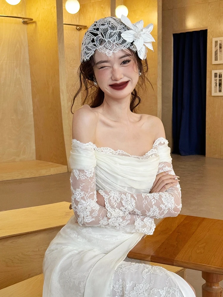 

Ретро-платье для подружки невесты с кружевом, на одно плечо, со шлейфом, для свадьбы на открытом воздухе, с завышенной талией, больших размеров