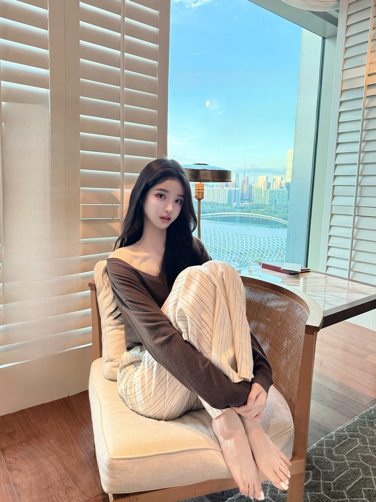

Korean Style V-Neck Wool Blend Pullover Top with Silk Linen Loose Straight Stripe Pants Women's Casual Wear Two-Piece Set