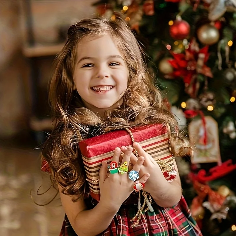 50 قطعة LED يتوهج في الظلام متوهجة عيد الميلاد خواتم لوازم الحفلات لعيد الميلاد السنة الجديدة أعياد الميلاد حفلات الزفاف ألعاب الحفلات الممتعة