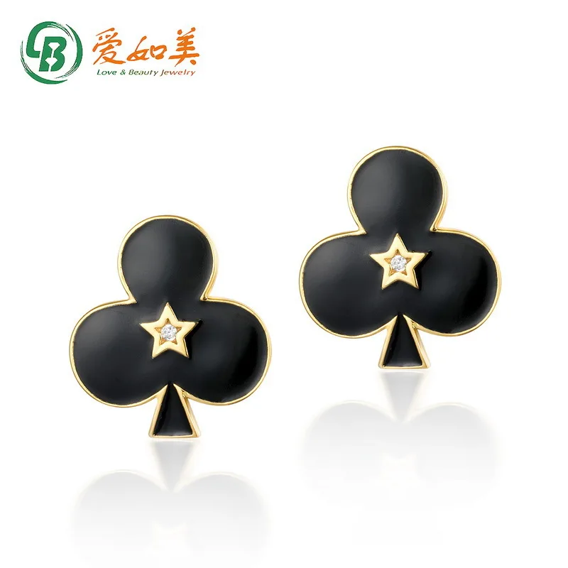 Pendientes de flor de ciruelo negra, elemento de póker de oro de 7 capas chapado en plata y platino PT950 de oro de 18 quilates, pentagrama de soldado de tarjeta Alice