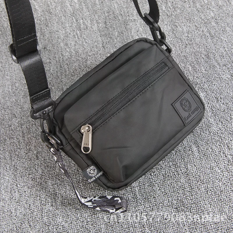 Men's Korean Style Fashion Mini Shoulder Bag Casual Waterproof Oxford Cloth Messenger Bag Solid Color Black for Street Travel