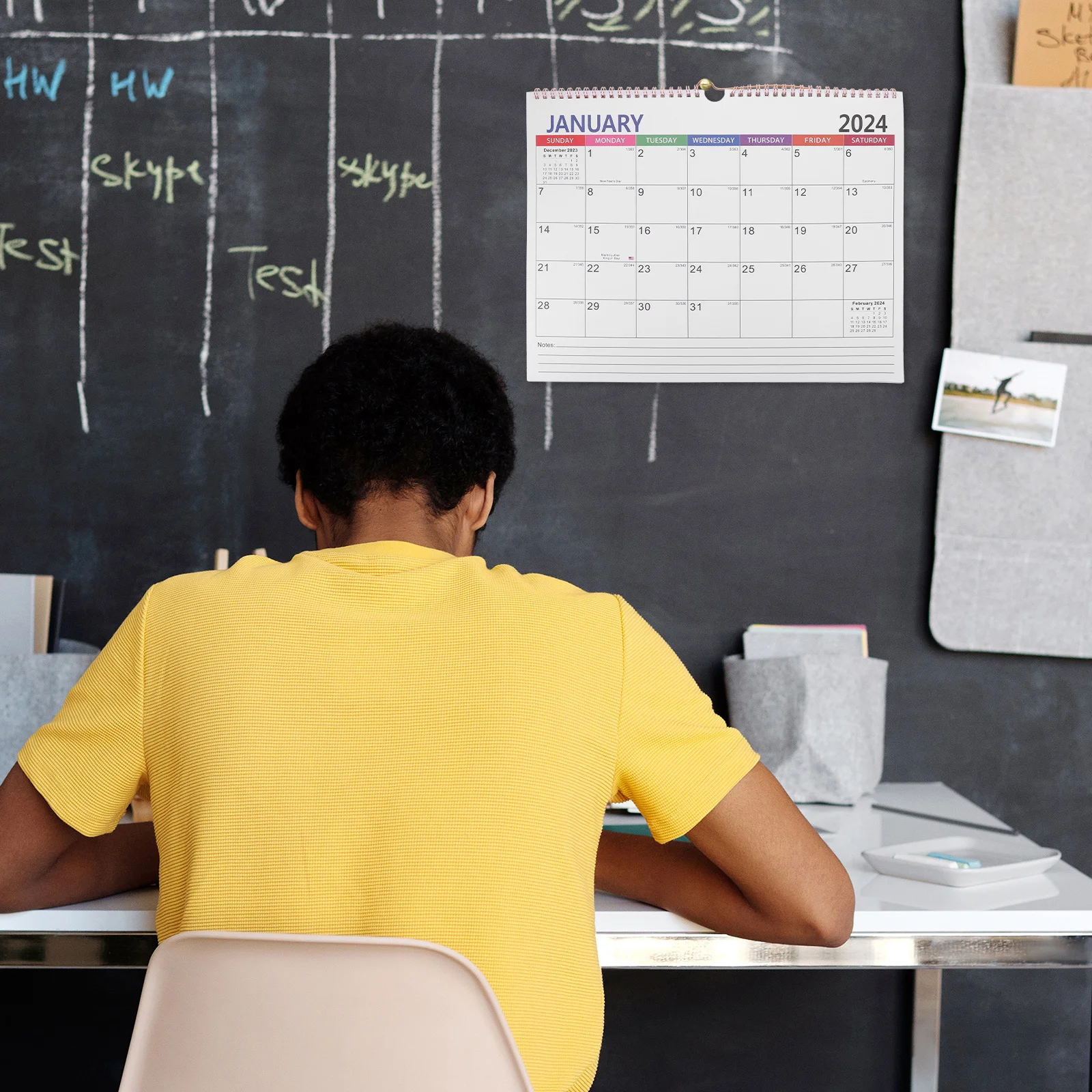 

2023-2024 Wall Calendar Paper Material English Monthly Calendar Hanging for Home Office Classroom Countdown Daily Use