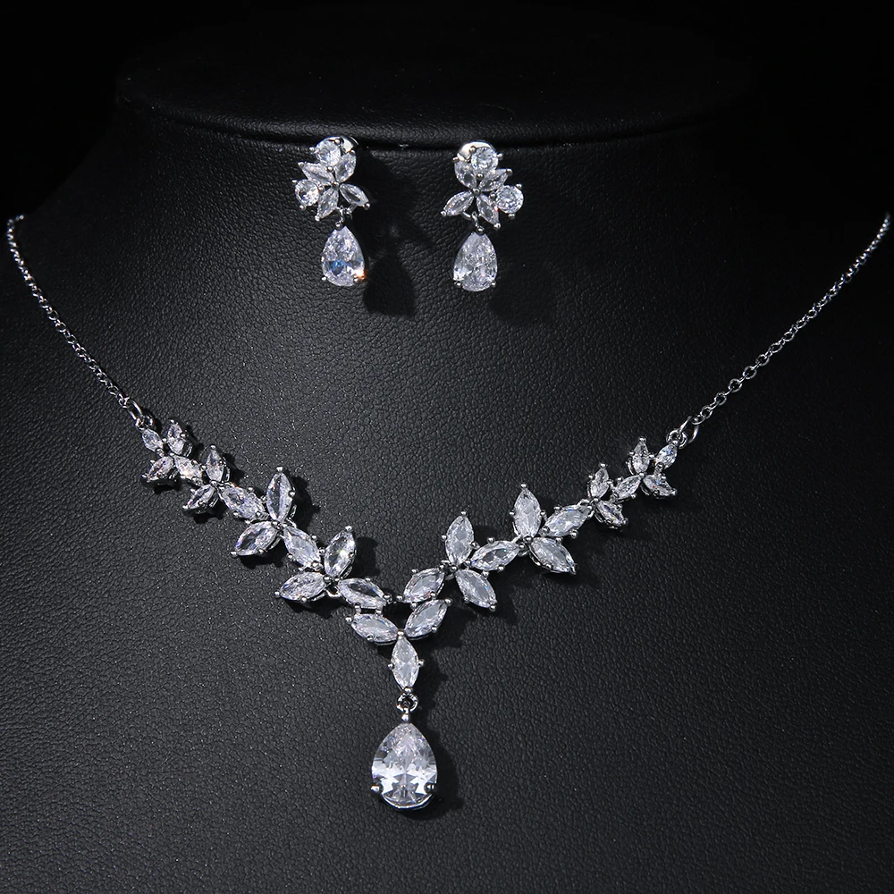 Emmaya Classic Water Drop Necklace Earrings Set for Women Shinny Leaf Cubic Zircon Jewelry Sets Lady Party Wedding Accessories