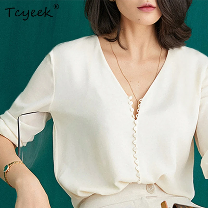 

Tcyeek 19MM Natural Silk White Blouse Women Soft Button V-neck Long Sleeve Solid Shirt Tops Spring Summer T36778QC