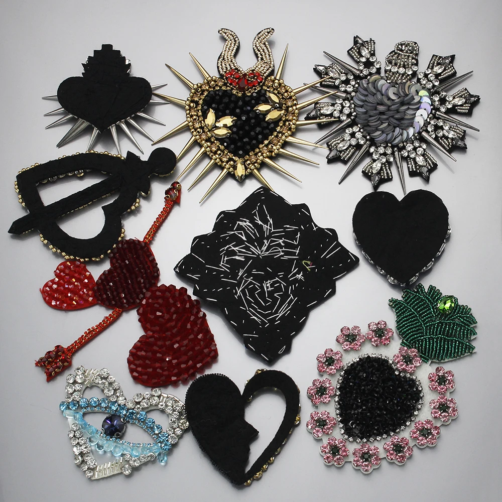 3D Handmade Rhinestone Beaded Patches Heart Sew on Crystal Patch beading Applique Cute Patch Love Medals  B388