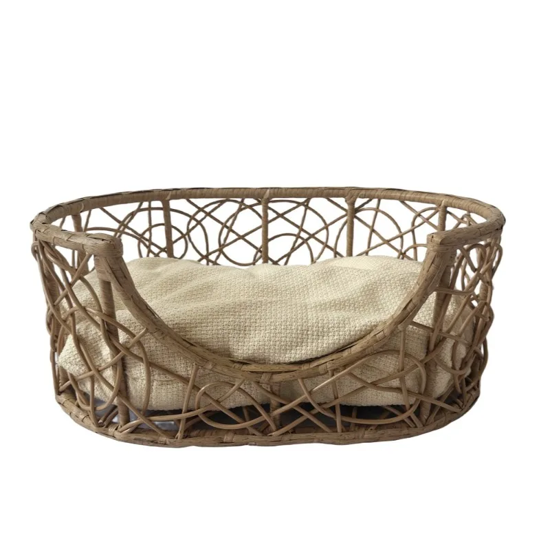 

Cat nest universal in all seasons, small dog sofa imitation rattan pet bed breathable semi-closed cat