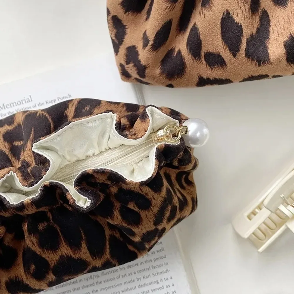 Pearl Zipper Women Makeup Bag Large Capacity Leopard Printed Toiletry Travel Organizer Pouch Portable Handbag Make Up Bags