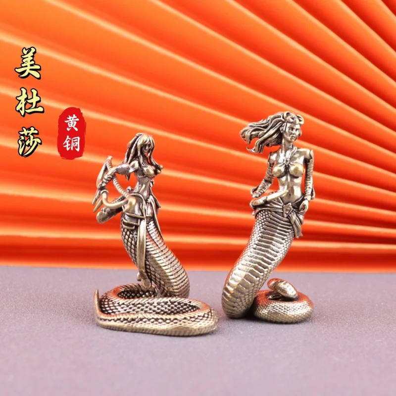 

Creative Brass Medusa Ornaments Ancient Greek Snake Female Vintage Crafts Home Office Desk Surface Panel Tea Ornaments Ornaments