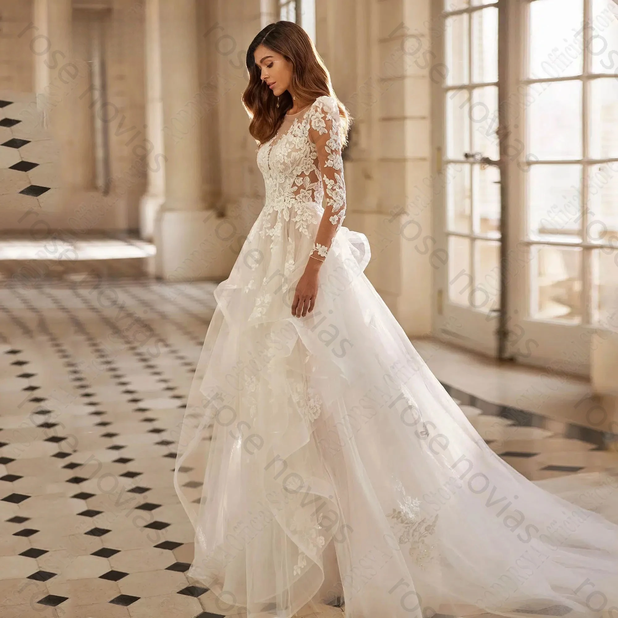 High Quality Charming A-line Wedding Dress Long Sleeve Tiered Tulle Bride Gowns Applique Lace Scoop vestidos de novia Customized