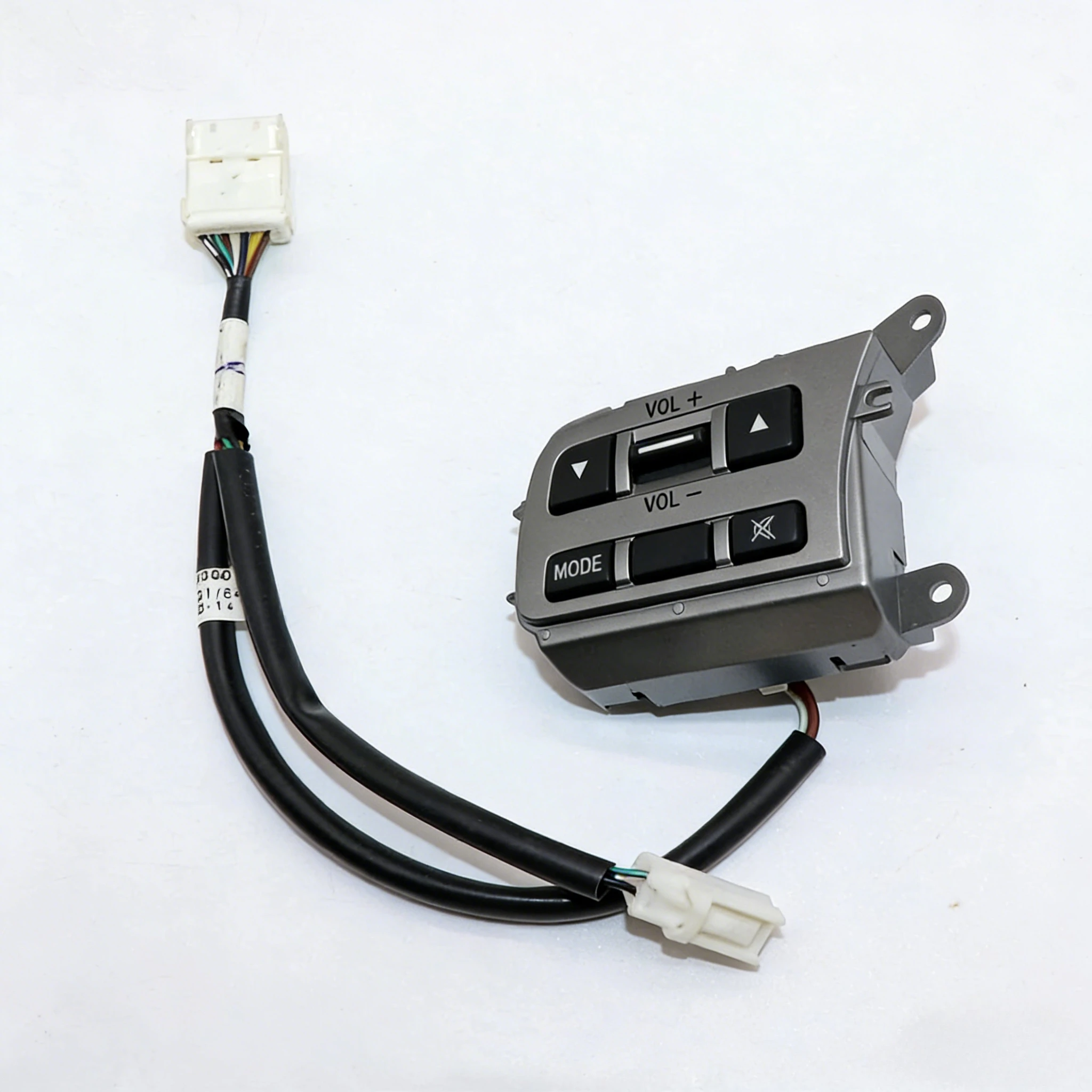 

Original Steering wheel Left audio control switch For Mazda 2 07-14 D652-66-4M0 D652664M0