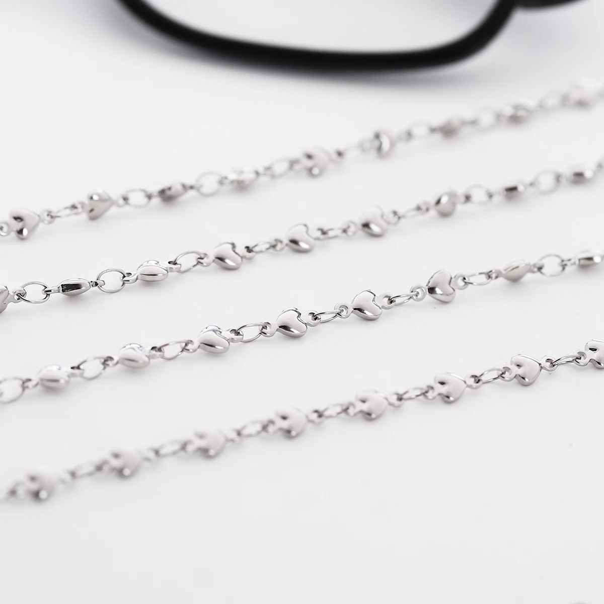 

Glasses Chain Eyeglass Holder Sterling Stainless Steel Chains for Sports Outdoor Activities Eyewear Accessories