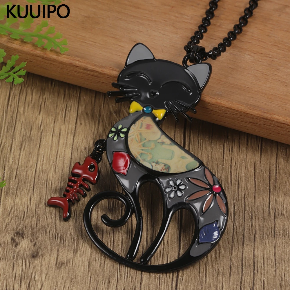 Fashion Drip Oil Cat Pendant Necklace for Women Accessories New Trendy Designer Long Necklaces Daily Party Prom Jewelry Gift