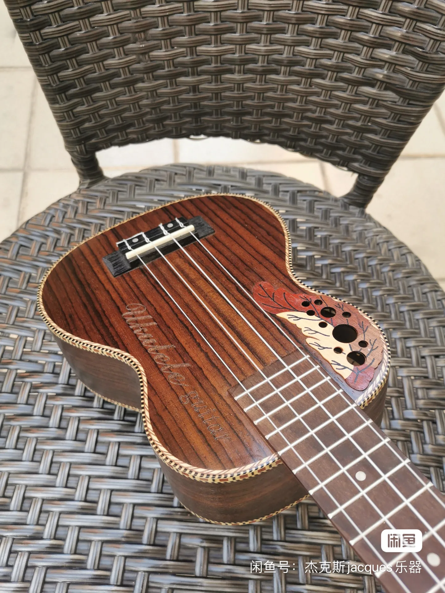 Super Beauty-Electric Acoustic Ukulele with Pickup EQ, Grape Style Sound Hole, 4 Stings Mini Guitar, 21 \