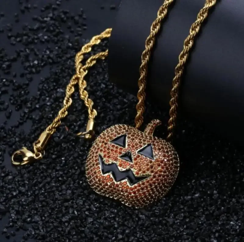 Men's and Women's Fashion Hip-Hop Style Shiny Pumpkin Headdress Halloween Pendant Necklace Casual Street Party Jewelry Gift