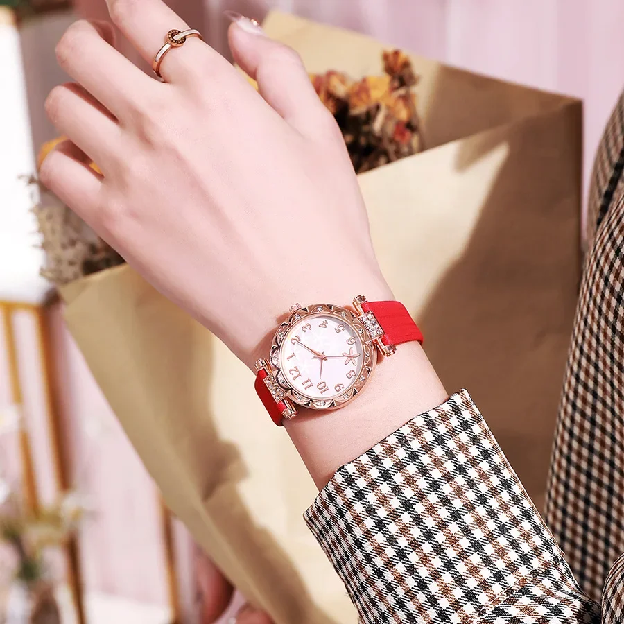 

Luxury Women Watches Ladies Wrist Watches Buckle Alloy Watch Quartz Wristwatches Reloj Mujer Watch for Women Girls Clock Gift