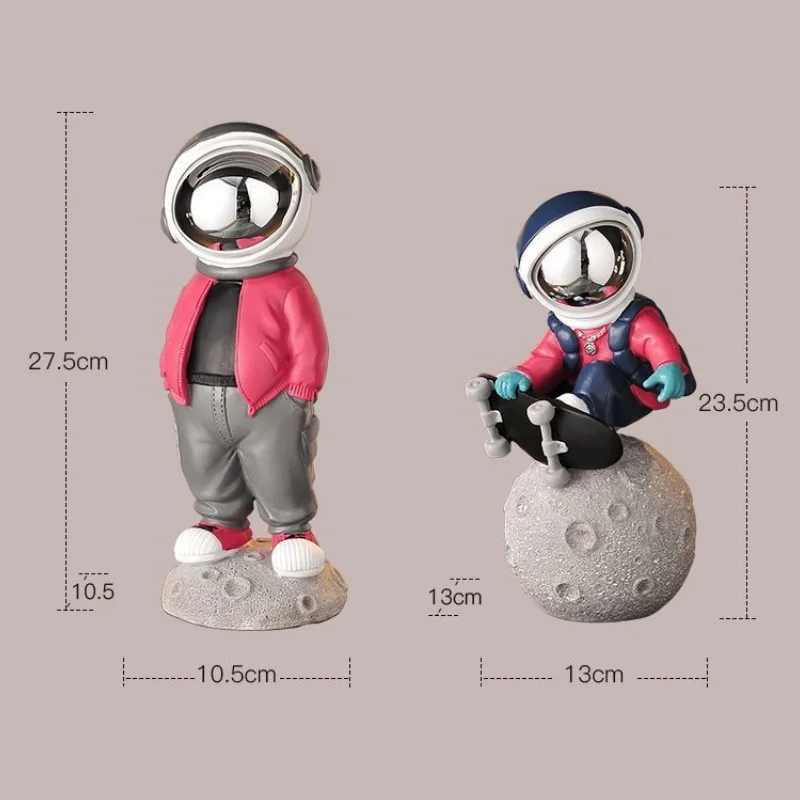 

27CM Astronaut Figurine Ornament, Creative Home Decor for Living Room, Bedroom, Desk & TV Cabinet, Ideal Holiday Gift