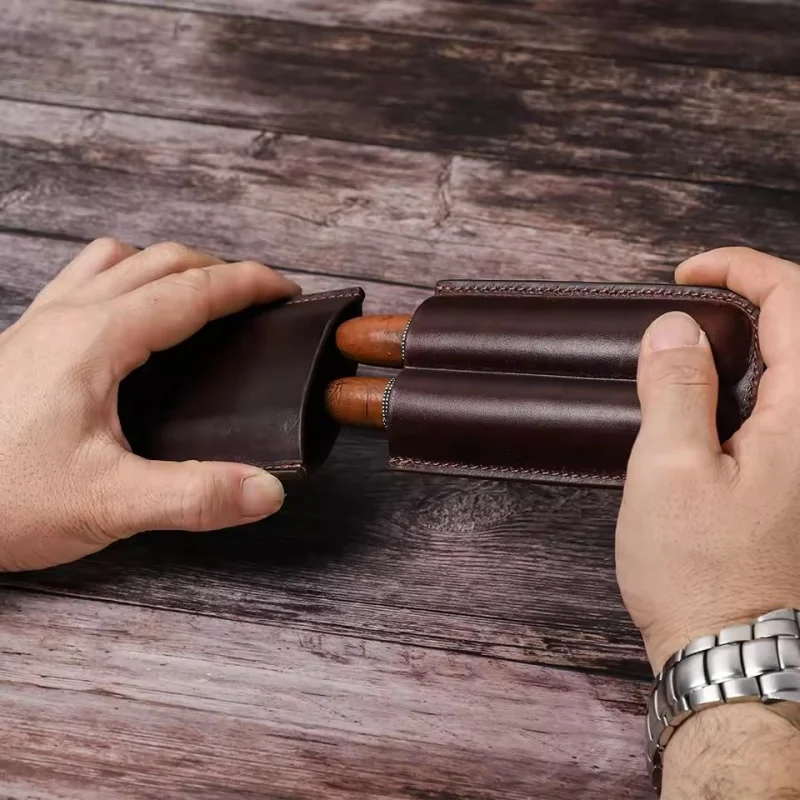 Przenośny skórzany futerał na cygara - Humidor do przechowywania wielu cygar w podróży - Prezent dla mężczyzn i ojców
