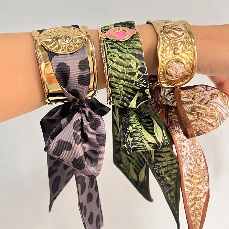 الفولاذ المقاوم للصدأ واسعة محفورة سوار فارغ y2k الشمس والقمر على شكل وشاح سوار الرجعية الخريف والشتاء المرأة رائعة je