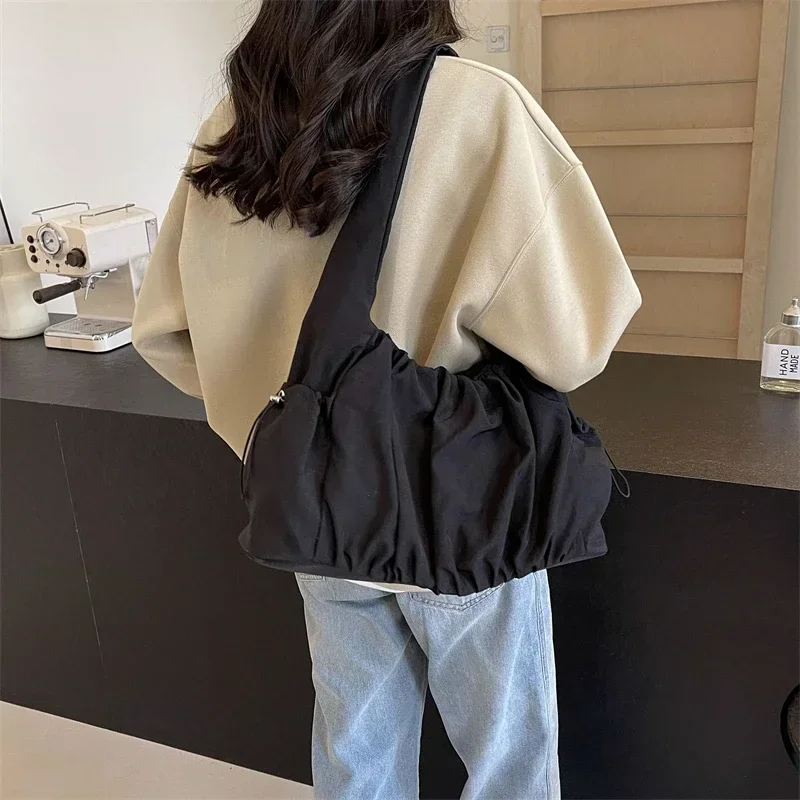 Folding Ultra Light Large Capacity Simple Commuter Ladies Shoulder Bag Solid Color Leisure Students Gentle Cute Light Handbag