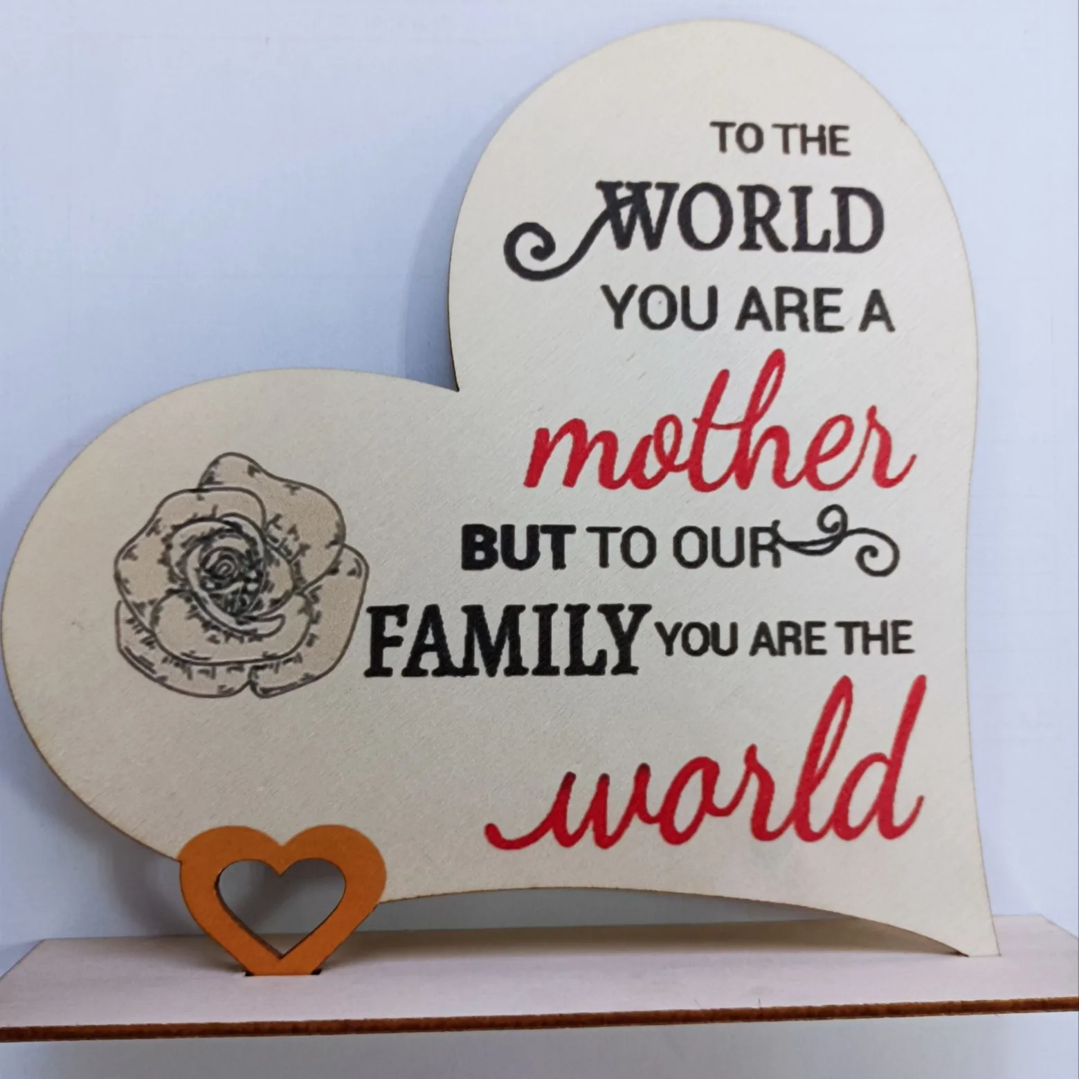 

Деревянная табличка в форме сердца для мамы, украшение для стола, подарок на День матери