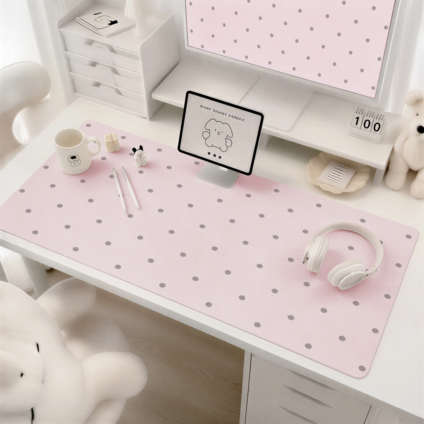Minimalist Full of Polka Dot Y2K Leather Mouse Pad Gamer Mousepad Office Student Desk Mat PU Leather Desktop Computer Desk Pad