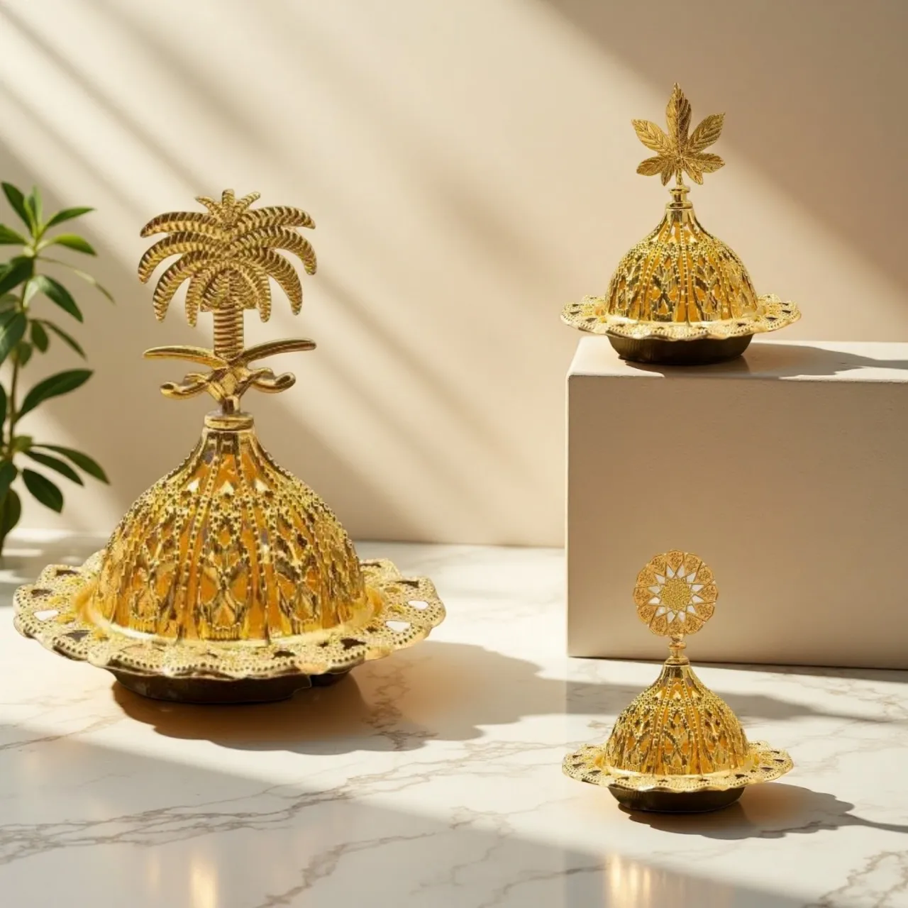 

Creative Hollow-Out Zinc Alloy Incense Burner Candle Holder, Luxury Gold Home Decor Sculpture